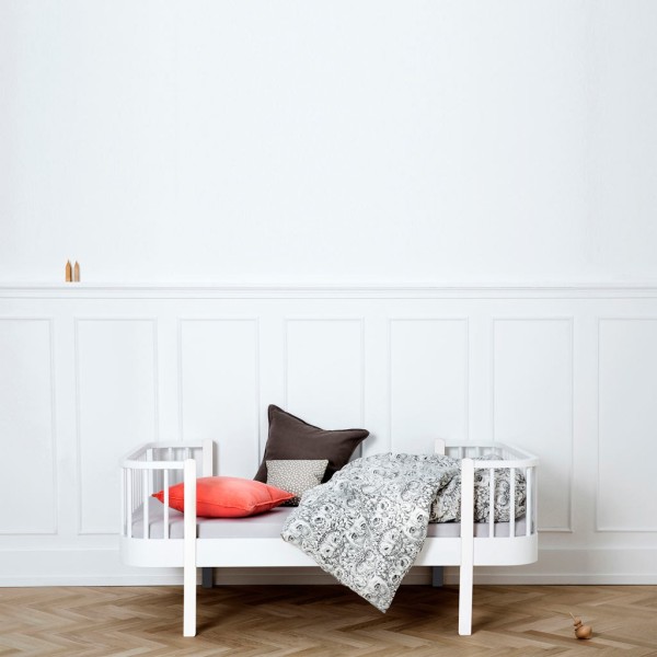 Wood white junior bed OLIVER FURNITURE